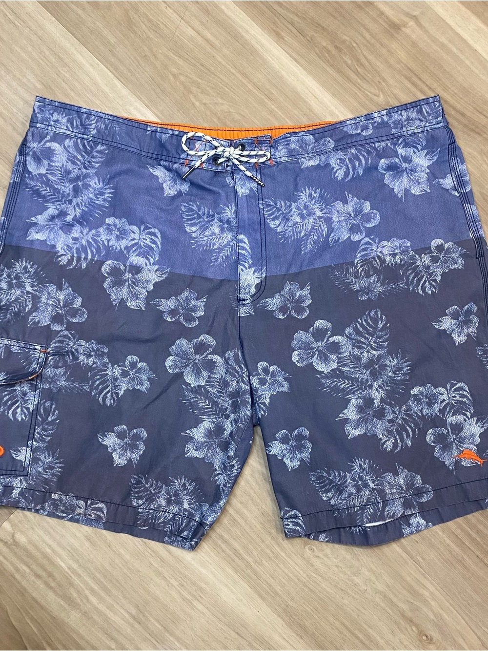 Tommy Bahama Relax Swim Trunks Mens XXL Blue Floral Hibiscus Board Shorts Mesh